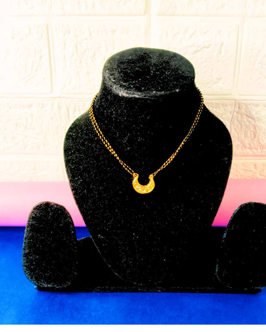 Kundan Moon Pandent Mangalsutra