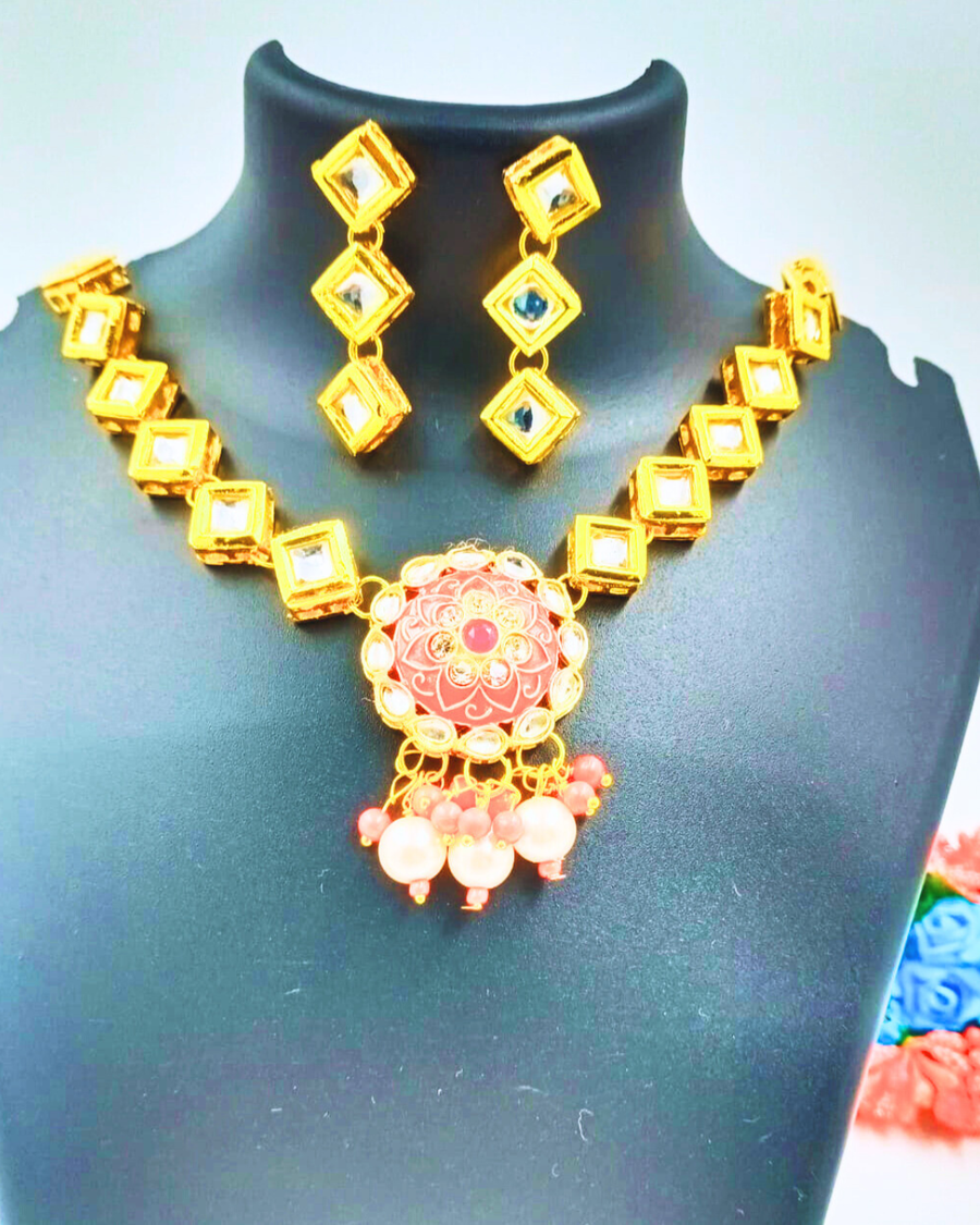 Kundan Choker Set